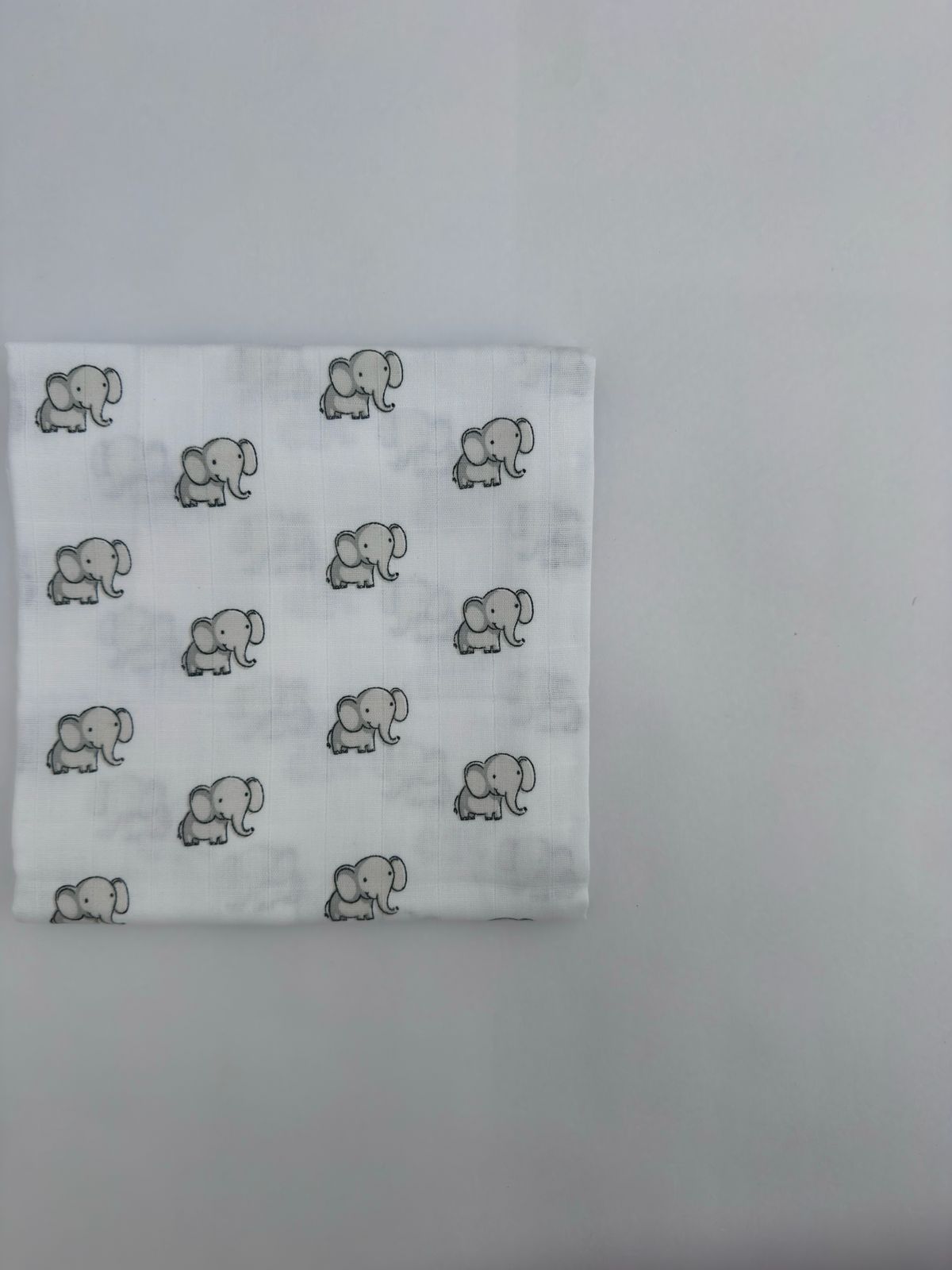 Elephant print 80x80